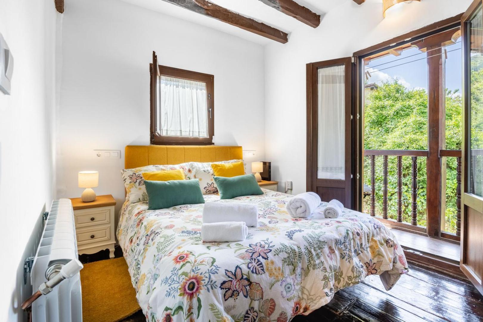 Casa Raymonde Villa Потес Екстериор снимка